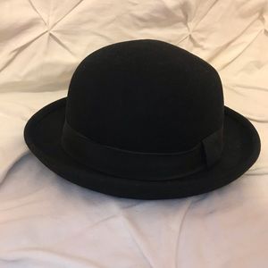 Round hat